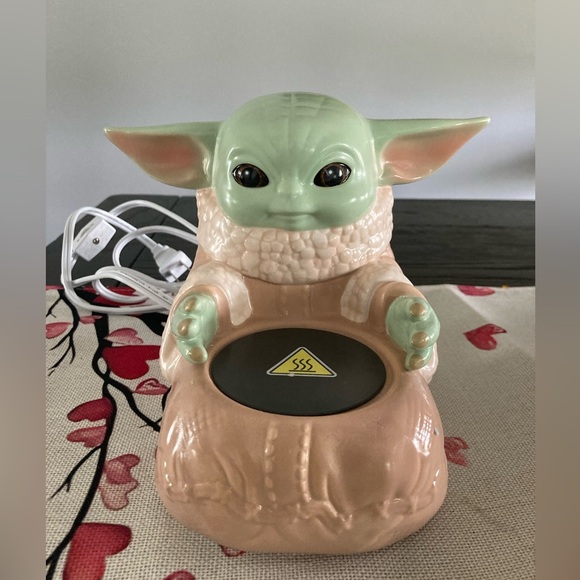 Disney Star Wars Grogu Scentsy warmer - Picture 2 of 10